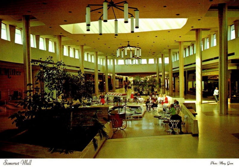 Somerset Collection (Somerset Mall)